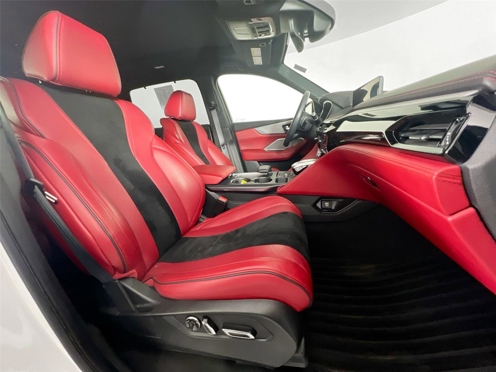 Used 2022 Acura MDX Type S image 26