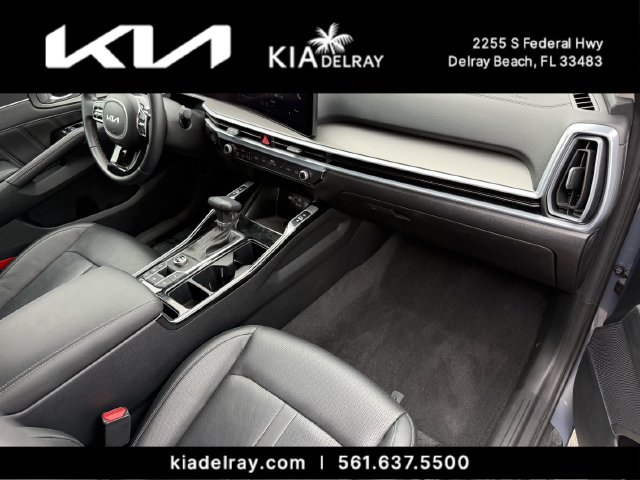 Certified 2024 Kia Sorento SX FWD image 10