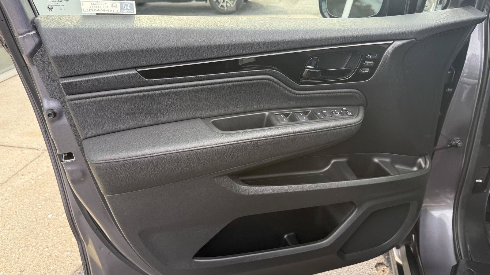 Used 2026 Honda Odyssey Elite image 40