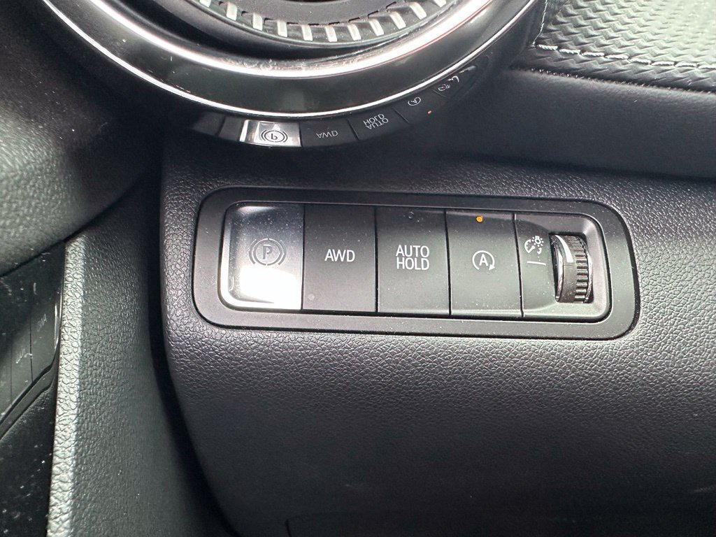 Used 2026 Chevrolet Equinox LT AWD/4WD image 19