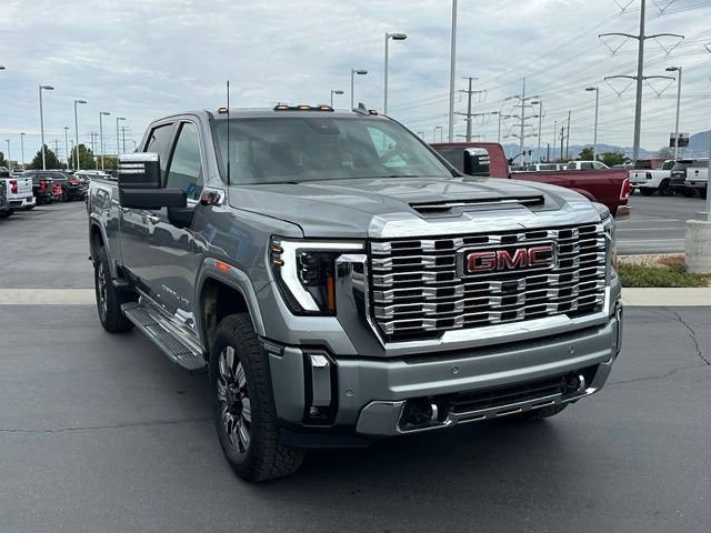 Certified 2025 GMC Sierra 3500 Denali w/ Denali Reserve Package AWD/4WD image 10