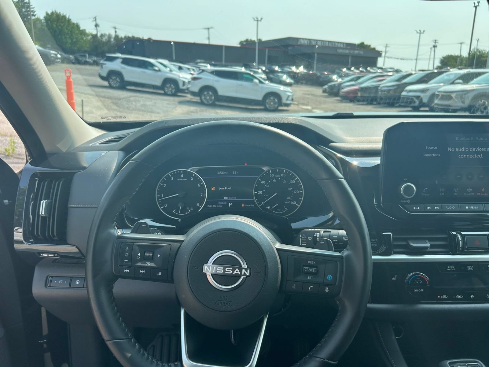 Used 2025 Nissan Pathfinder SV FWD image 30