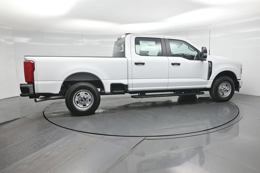 New 2026 Ford F250 XL w/ XL Chrome Package RWD image 23
