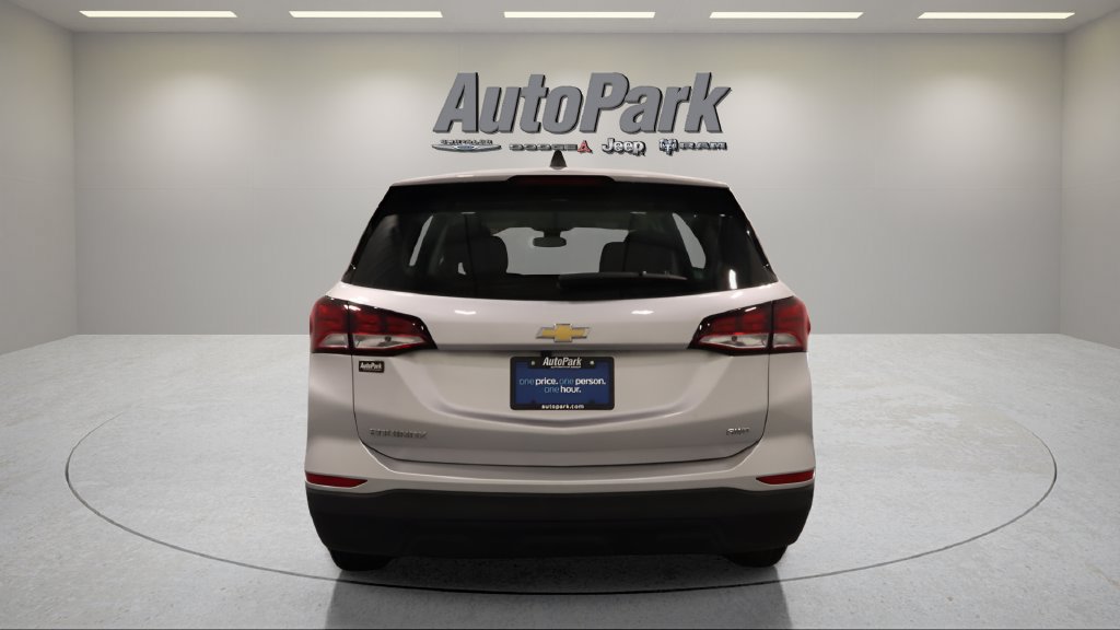 Used 2022 Chevrolet Equinox LS AWD/4WD image 6