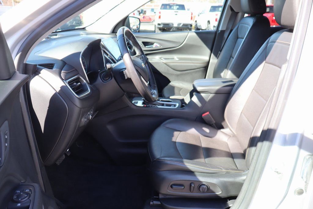 Used 2020 Chevrolet Equinox Premier w/ Premier Redline Edition image 4