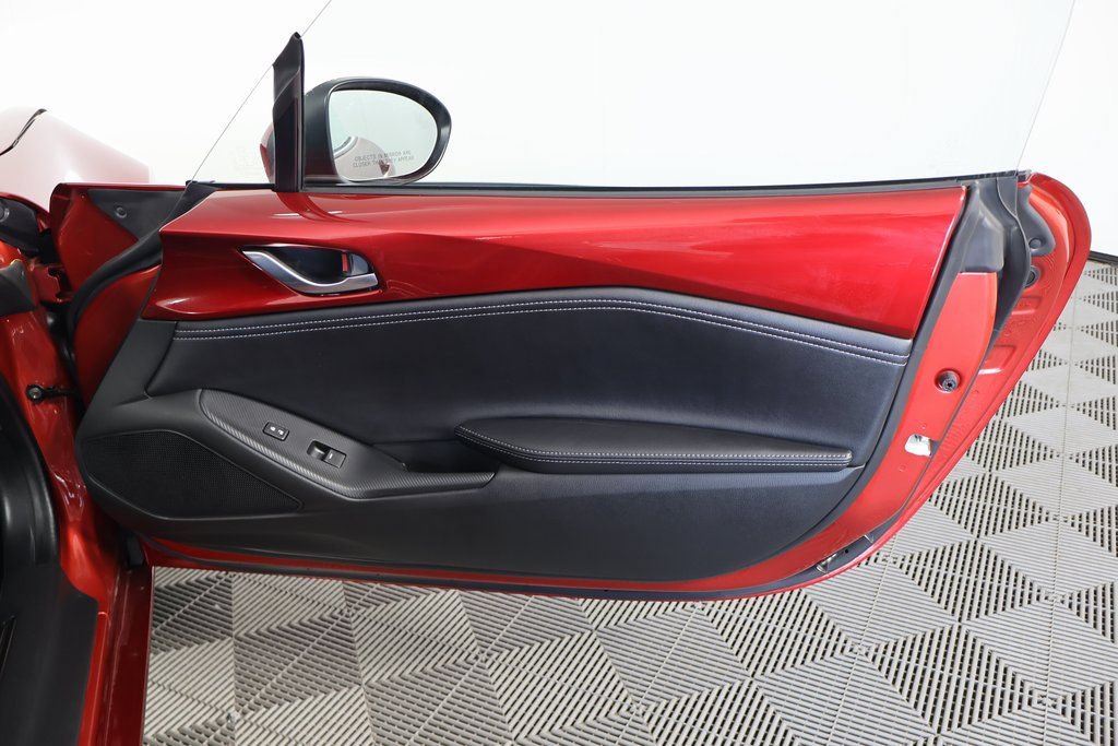 Certified 2025 MAZDA MX-5 Miata Grand Touring w/ Weather Package RWD image 14