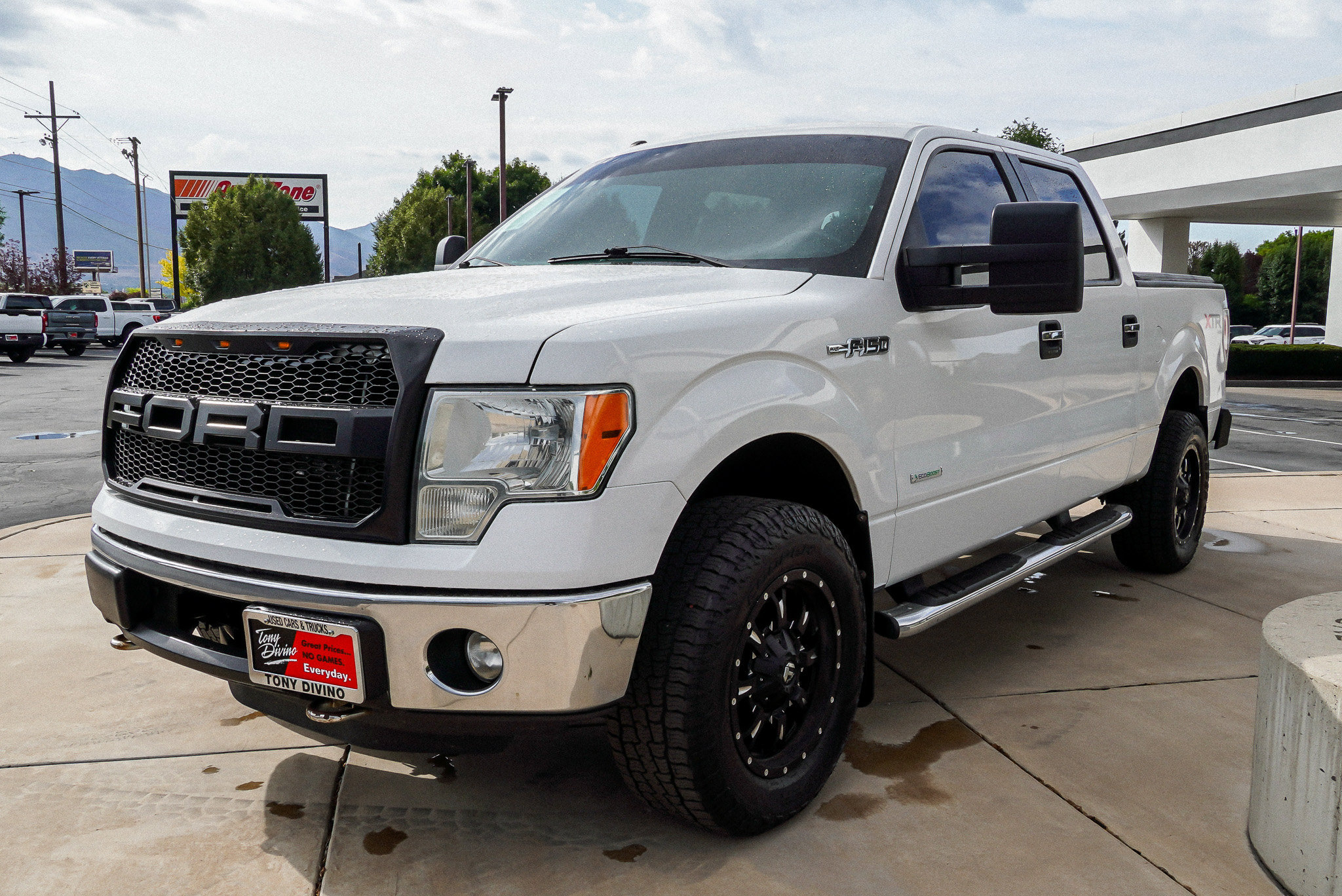 Used 2013 Ford F150 XLT w/ Luxury Equipment Group AWD/4WD image 4