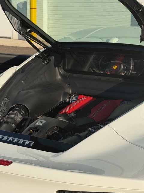 Used 2019 Ferrari 488 GTB RWD image 21