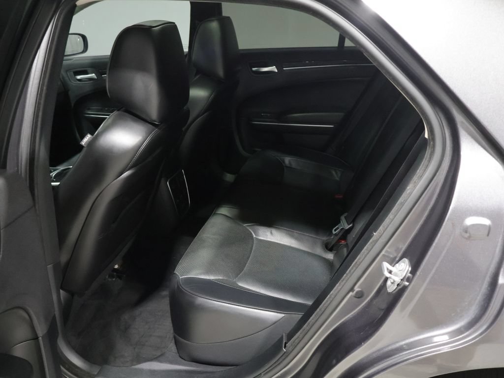 Used 2016 Chrysler 300 C AWD/4WD image 17