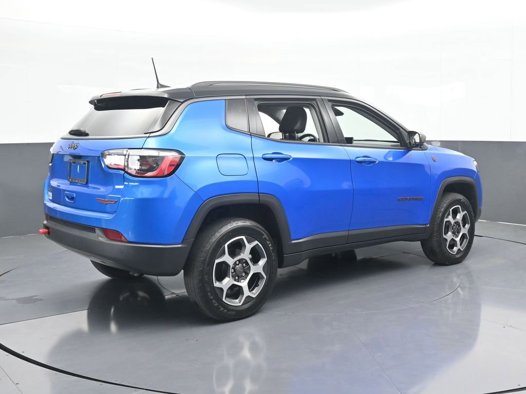 Used 2022 Jeep Compass Trailhawk image 6