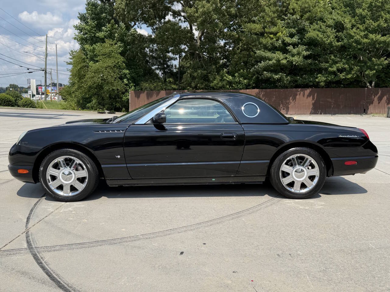 Used 2004 Ford Thunderbird RWD image 15