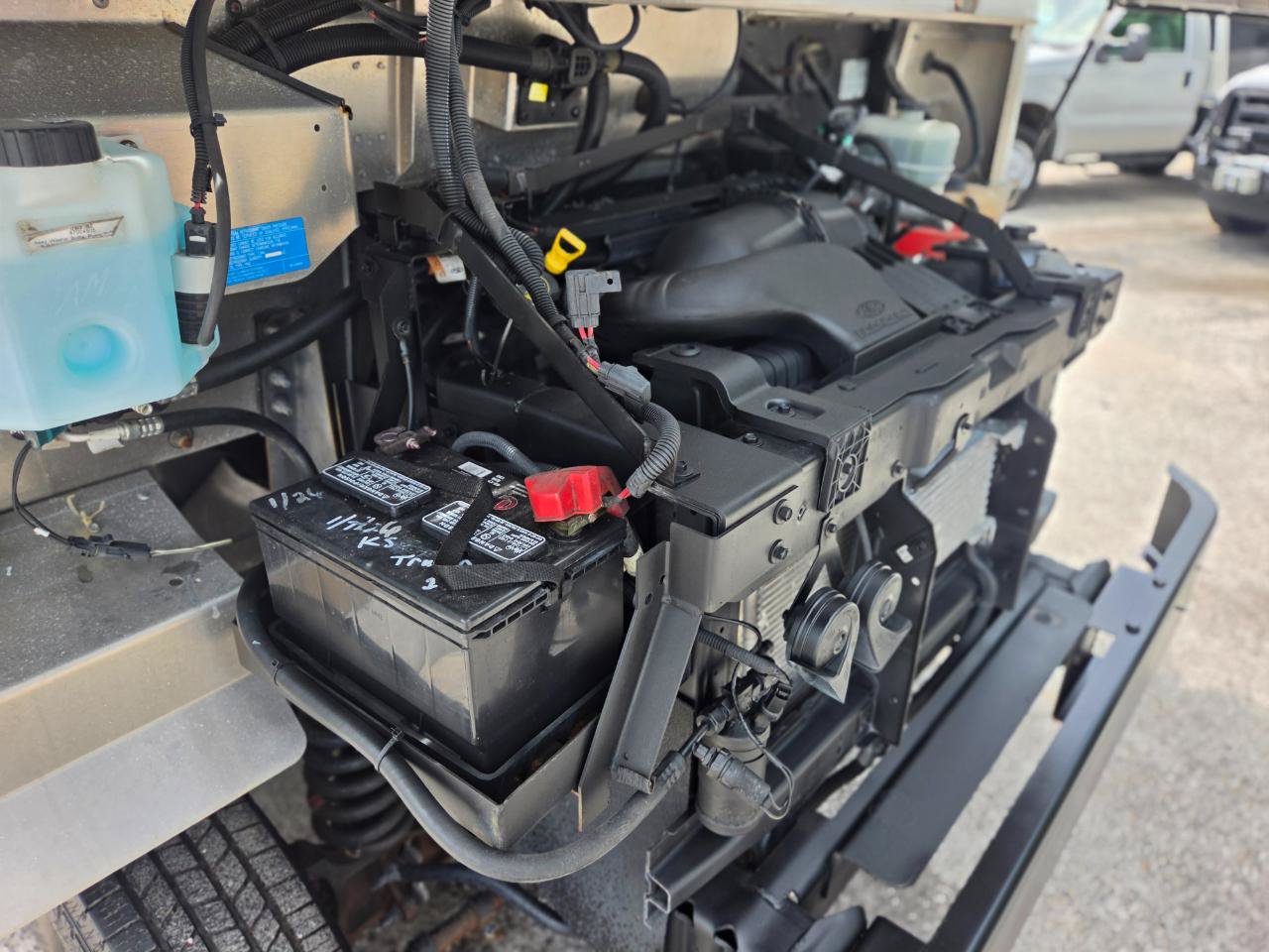Used 2017 Ford E-350 and Econoline 350 Super Duty w/ A/C Prep Package RWD image 18