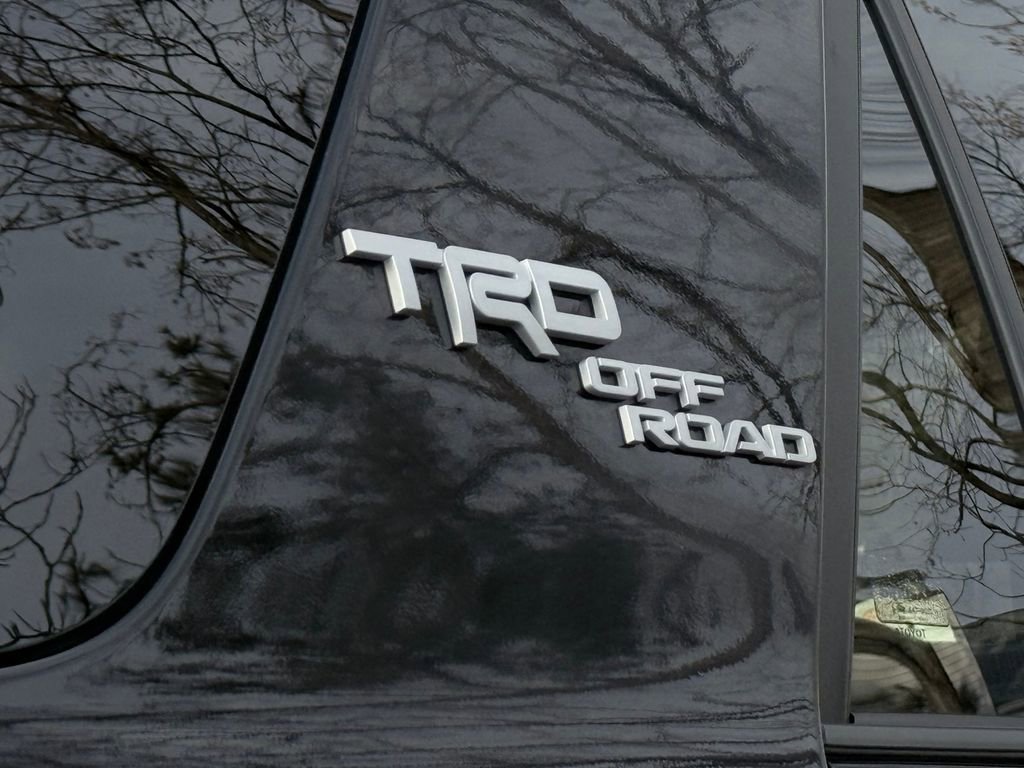 Used 2024 Toyota 4Runner TRD Off-Road Premium image 14