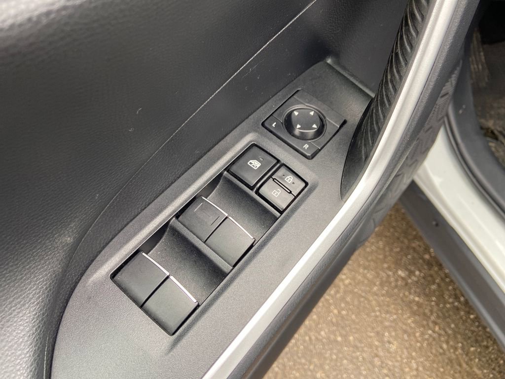 Used 2021 Toyota RAV4 XSE image 13