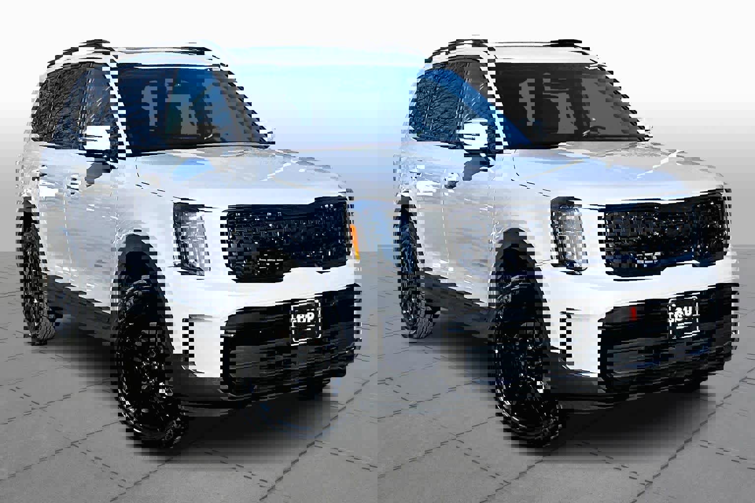 Used 2025 Kia Telluride EX X-Line image 3