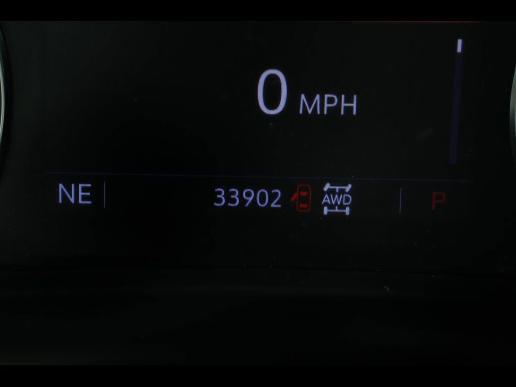 Used 2022 Buick Envision Preferred AWD/4WD image 24
