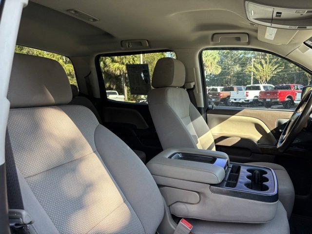 Used 2018 Chevrolet Silverado 1500 LT w/ All Star Edition image 34