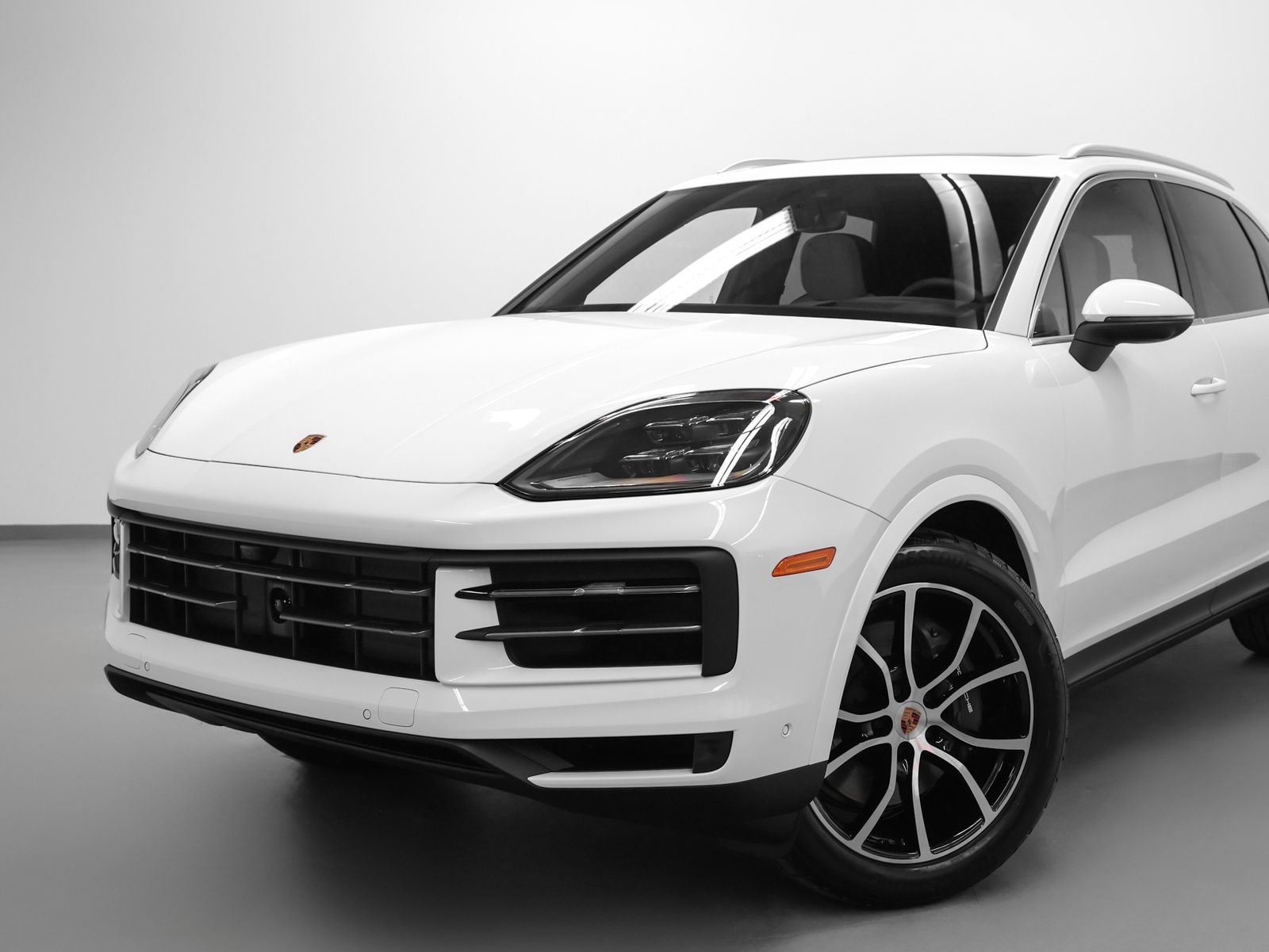 Certified 2026 Porsche Cayenne AWD/4WD image 7