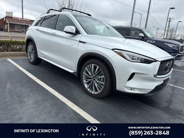 Used 2023 INFINITI QX50 Sensory image 1