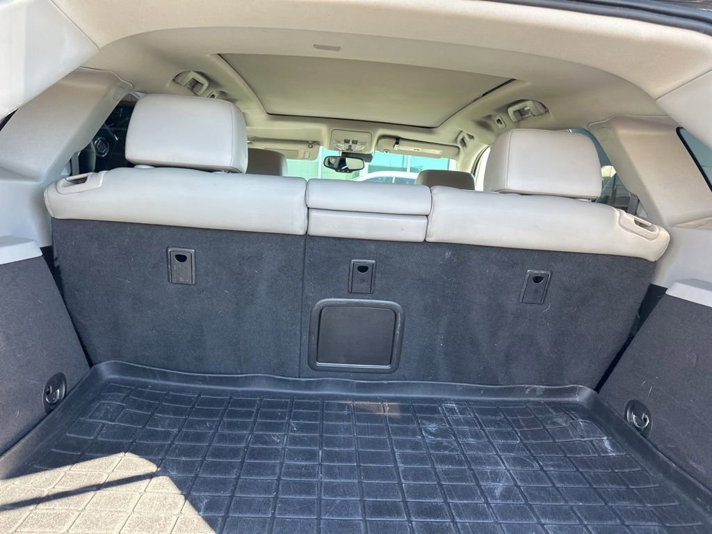 Used 2015 Cadillac SRX Luxury w/ Driver Awareness Package FWD image 11