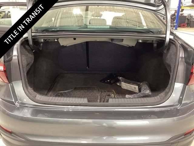 Used 2023 Volkswagen Jetta SE w/ Panoramic Sunroof Package FWD image 15