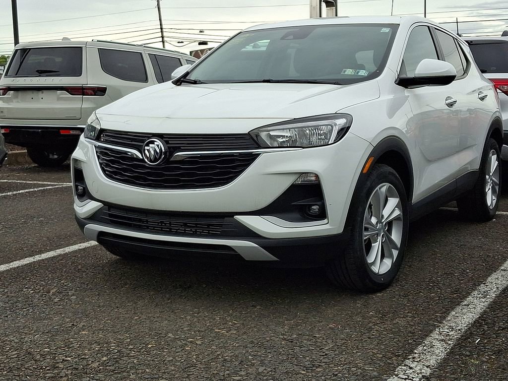 Certified 2023 Buick Encore GX Preferred FWD image 2