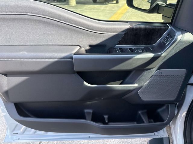 New 2025 Ford F350 Lariat w/ Lariat Ultimate Package image 22