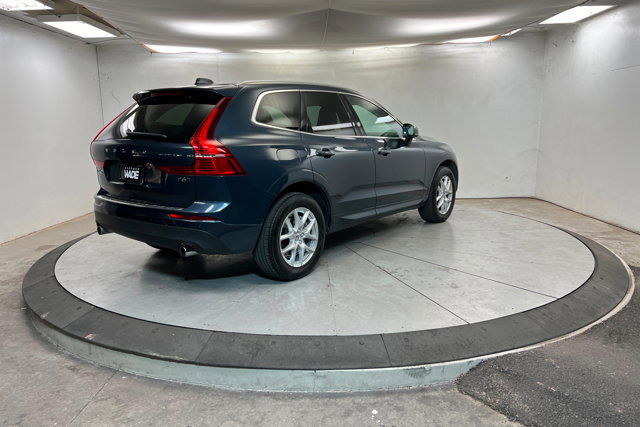 Used 2021 Volvo XC60 T6 Momentum image 5