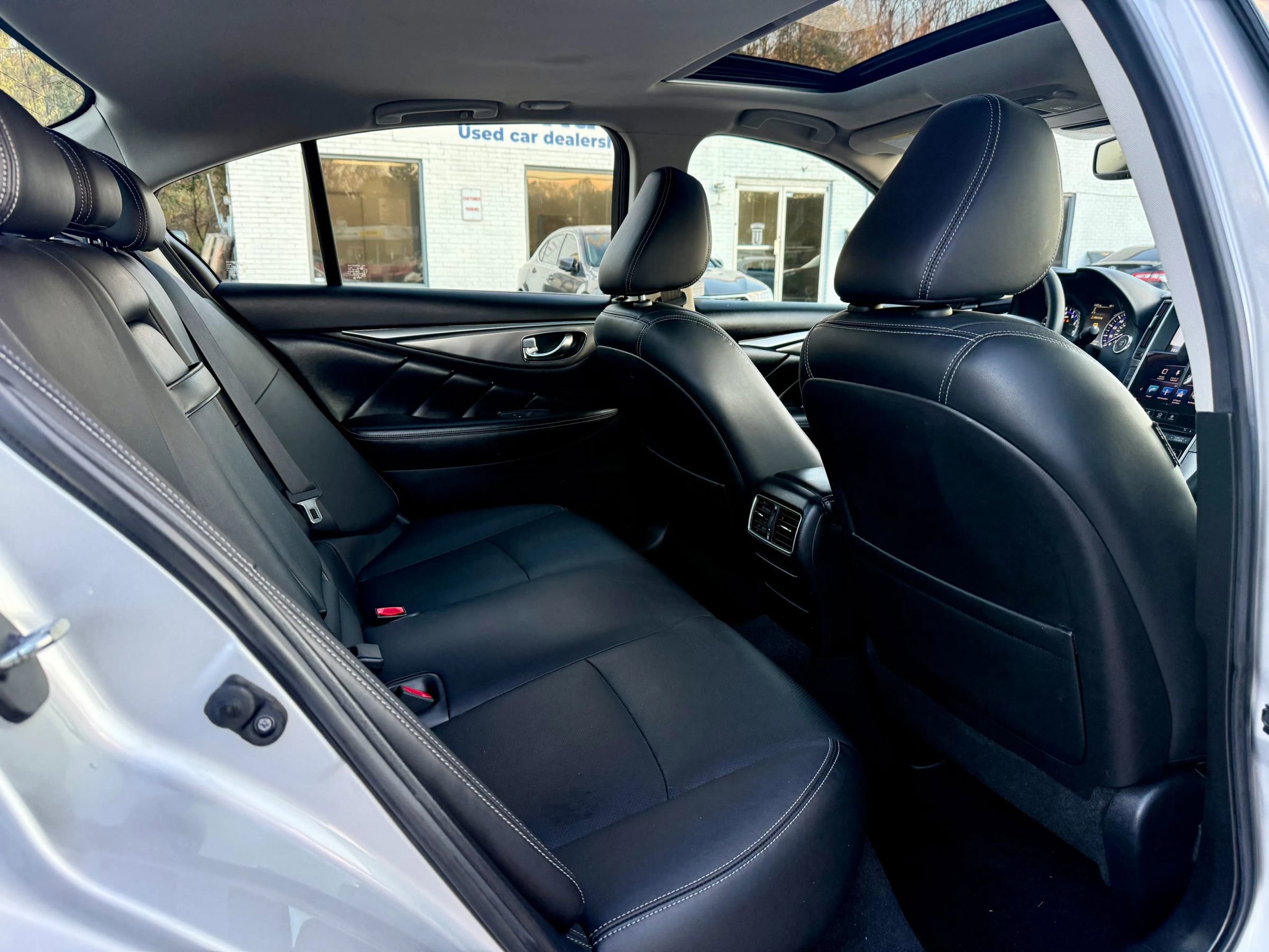 Used 2017 INFINITI Q50 Premium w/ 2.0T Premium Plus Package image 12