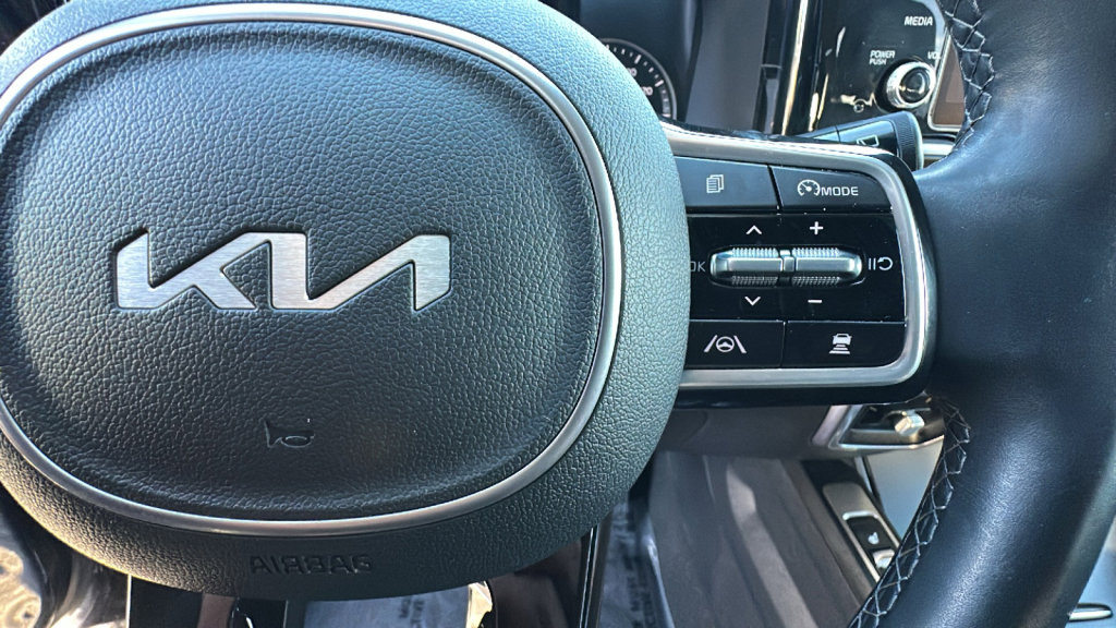 Used 2023 Kia Sorento EX image 20