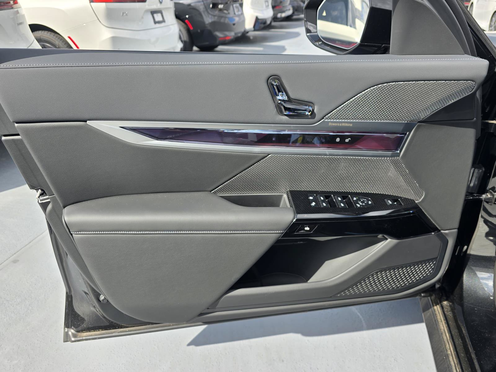 New 2026 BMW 750e xDrive AWD/4WD image 16
