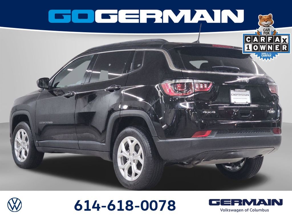 Used 2024 Jeep Compass Latitude w/ Sun and Sound Group image 13