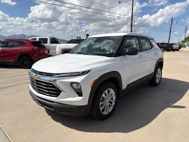 Used 2026 Chevrolet TrailBlazer LS AWD/4WD image 8