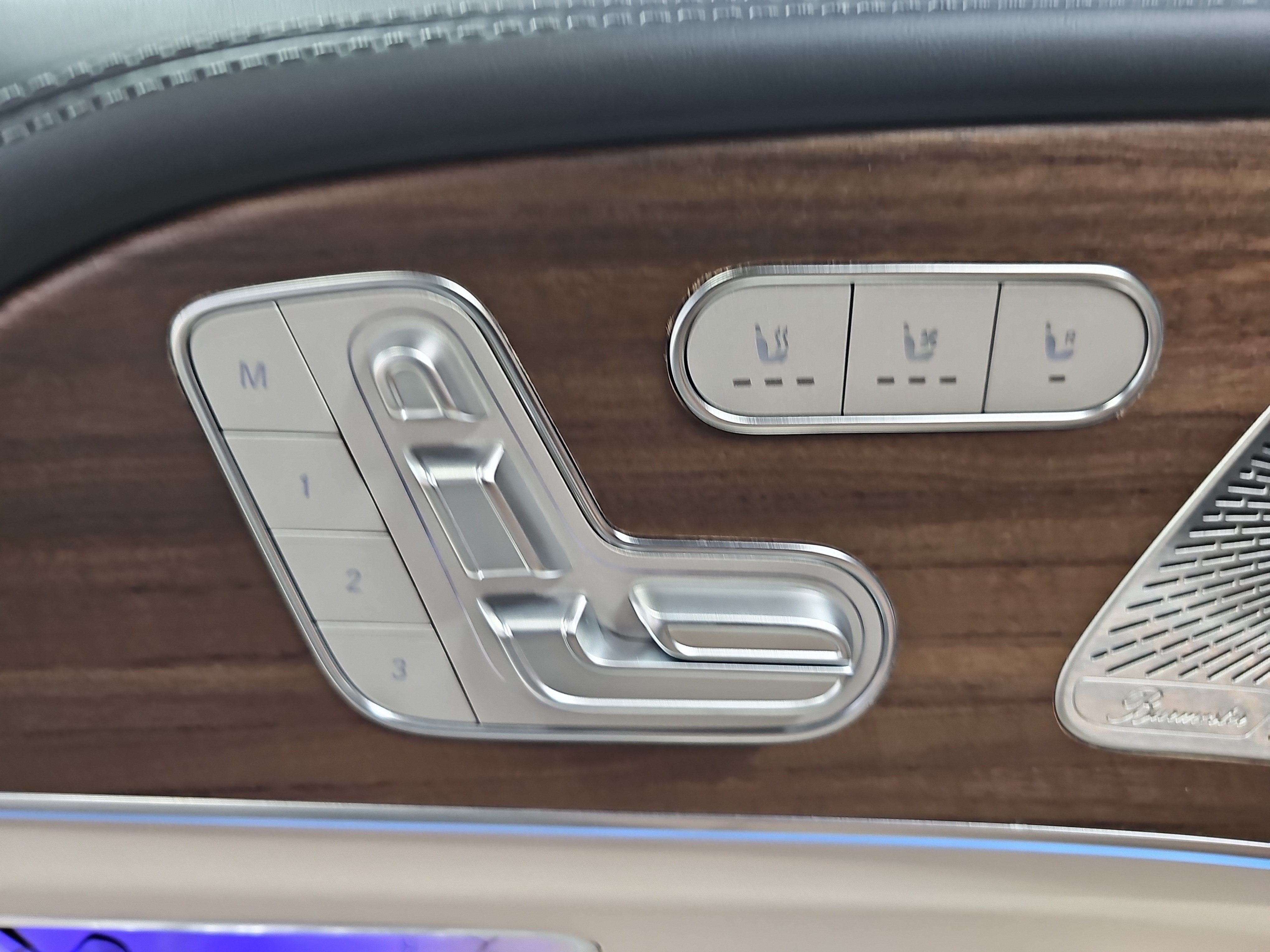 New 2026 Mercedes-Benz GLS 63 AMG 4MATIC image 31