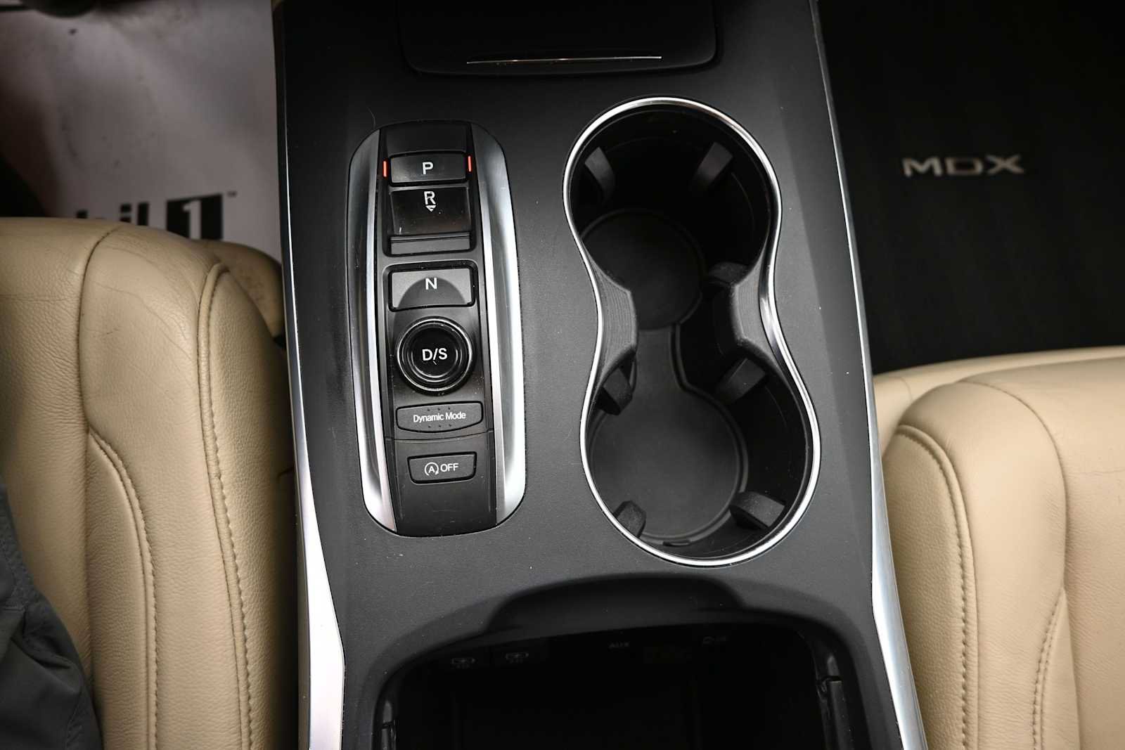 Used 2020 Acura MDX SH-AWD image 16