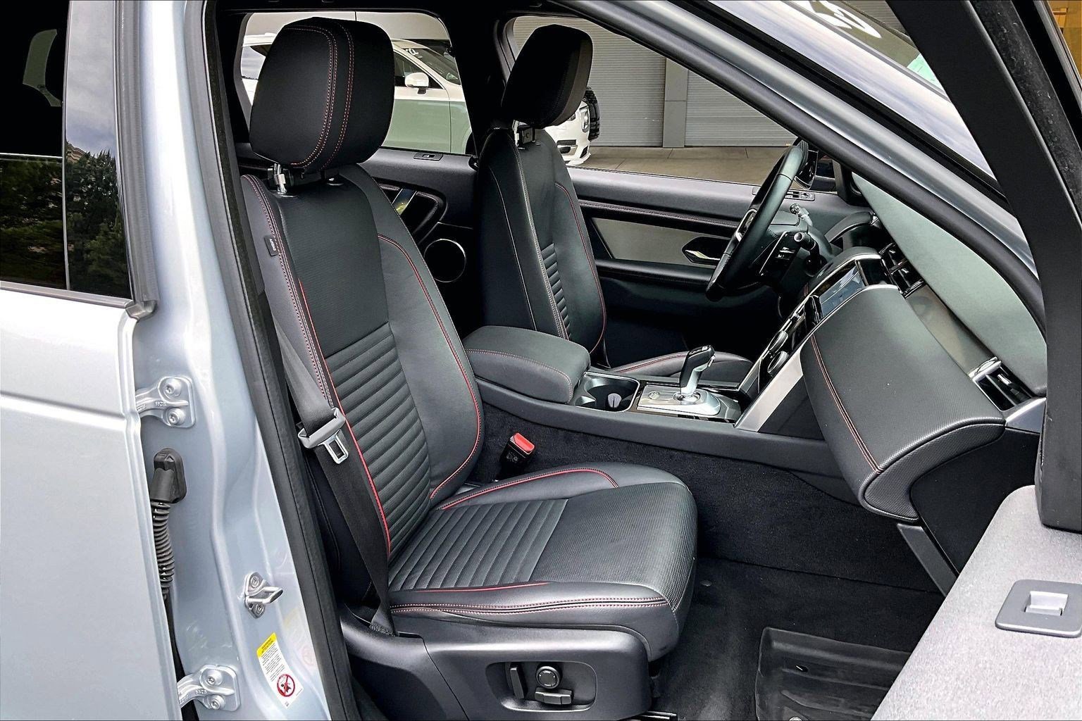 Used 2023 Land Rover Discovery Sport S R-Dynamic image 24