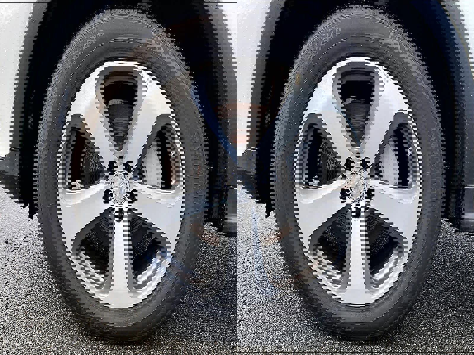 Used 2017 Mercedes-Benz GLC 300 4MATIC image 7