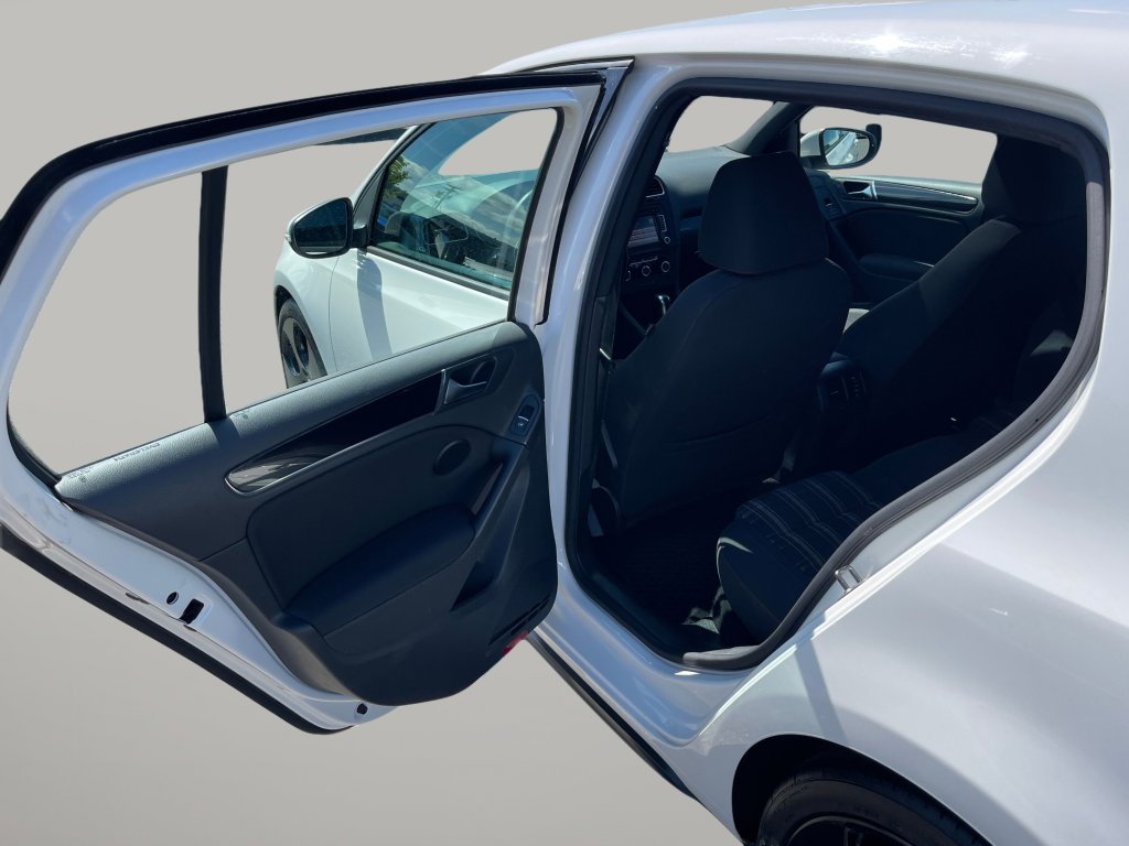 Used 2011 Volkswagen GTI Autobahn image 20