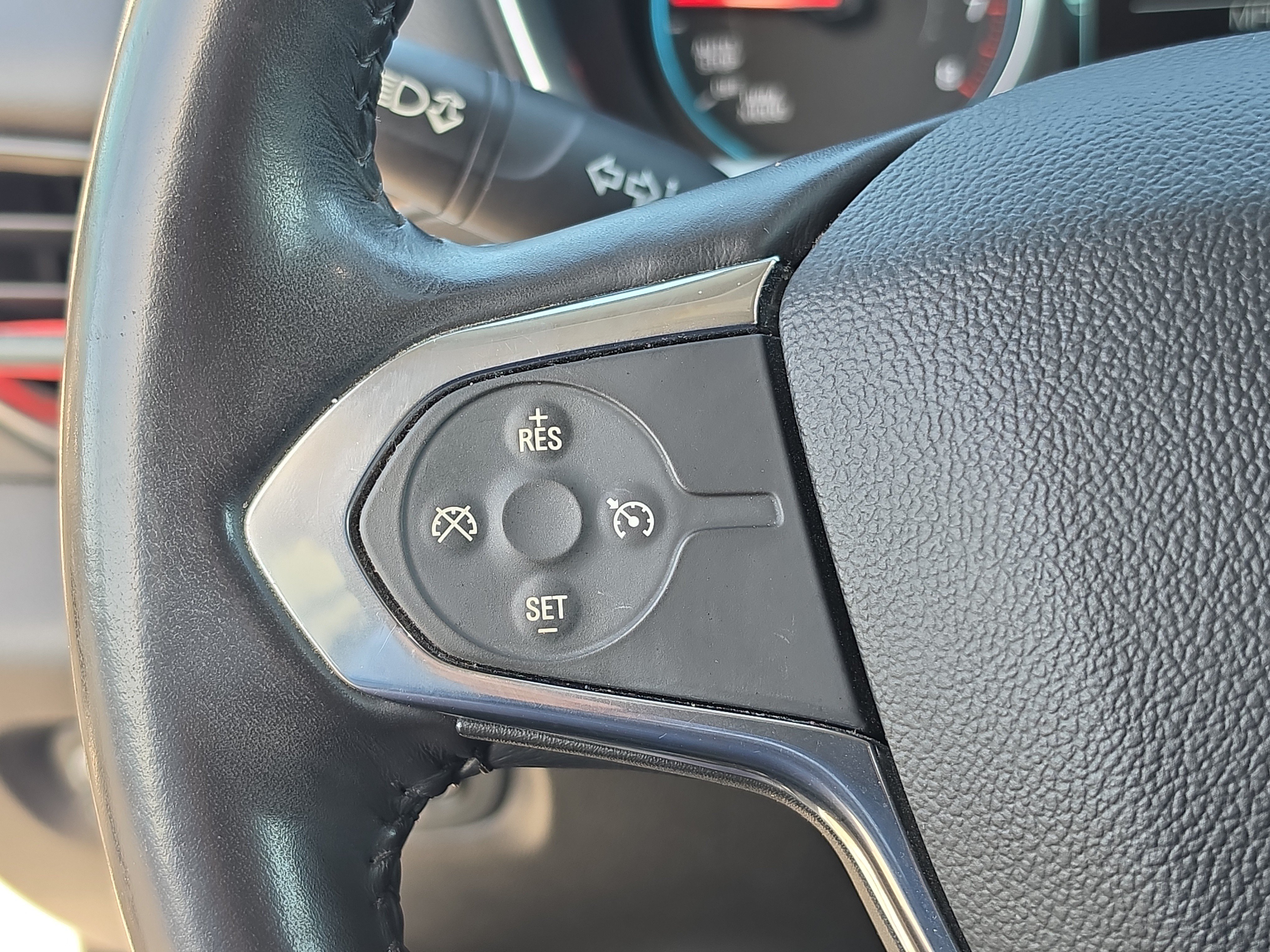 Certified 2018 Chevrolet Traverse LT AWD/4WD image 22