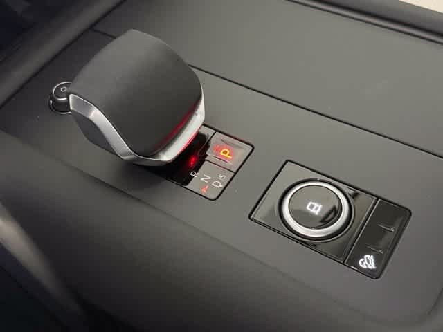 New 2026 Land Rover Discovery S AWD/4WD image 30