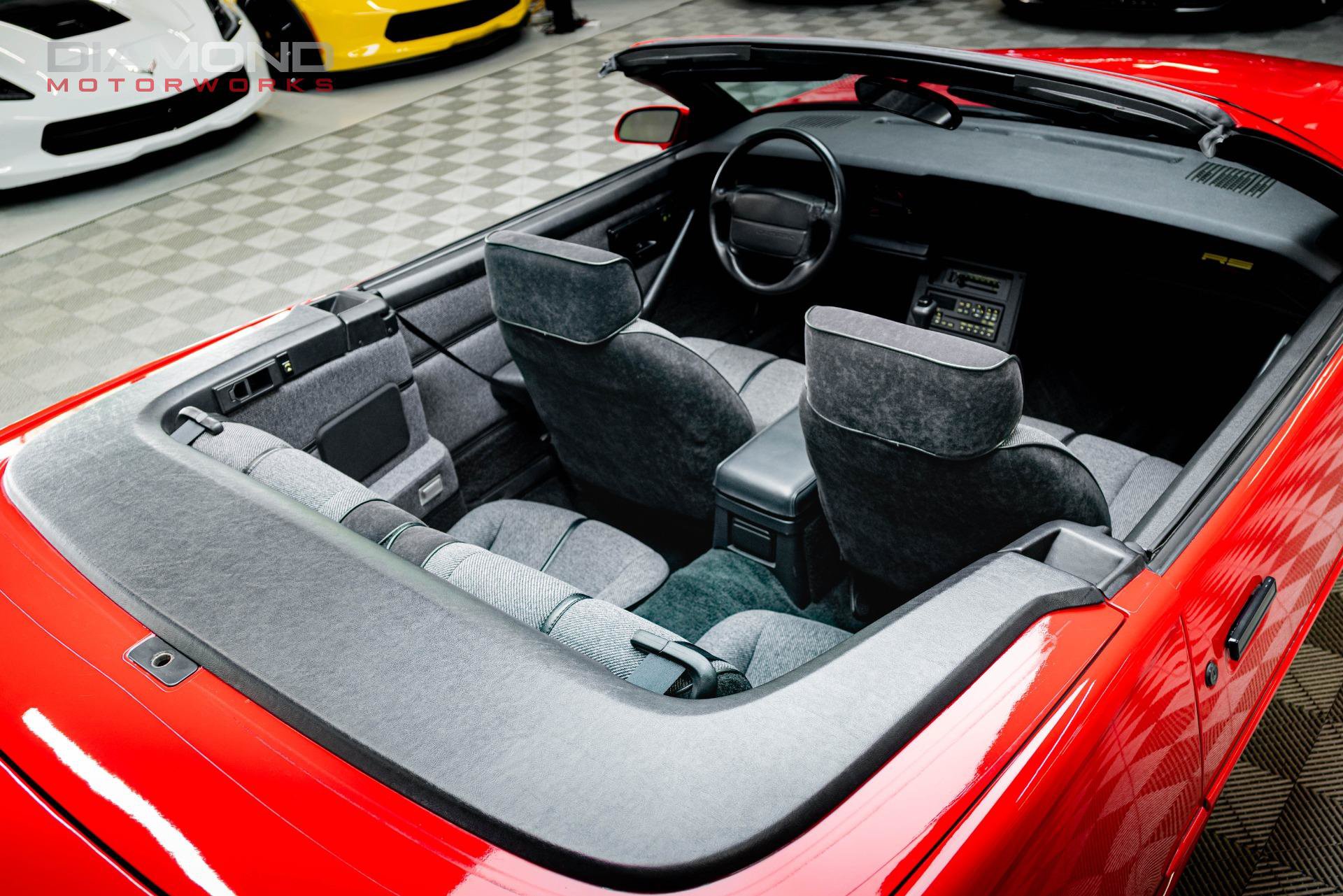 Used 1992 Chevrolet Camaro RS RWD image 36