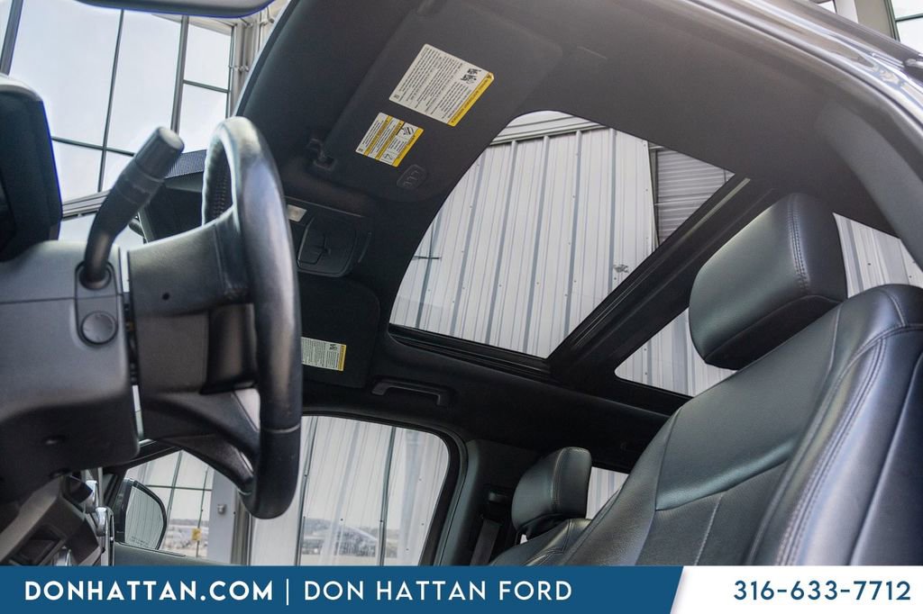 Used 2020 Ford Expedition XLT w/ Equipment Group 202A AWD/4WD image 24