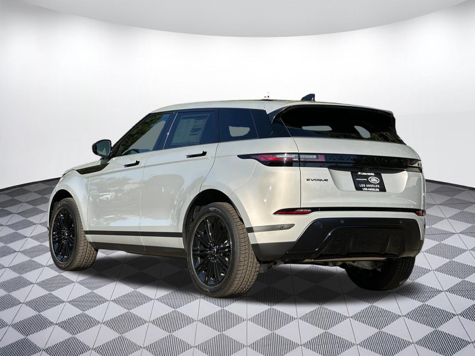 Used 2026 Land Rover Range Rover Evoque S AWD/4WD image 3