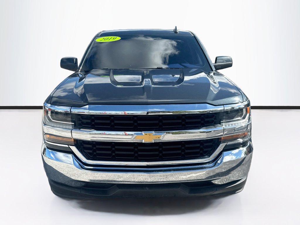 Used 2019 Chevrolet Silverado 1500 LT RWD image 2