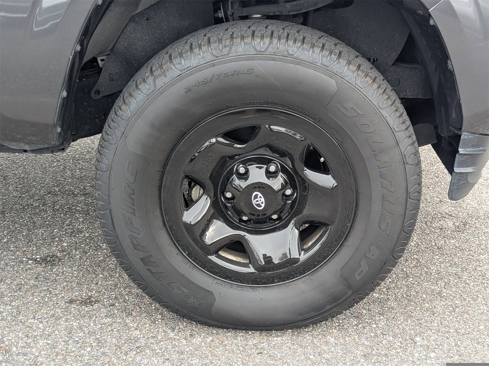 Used 2023 Toyota Tacoma image 19