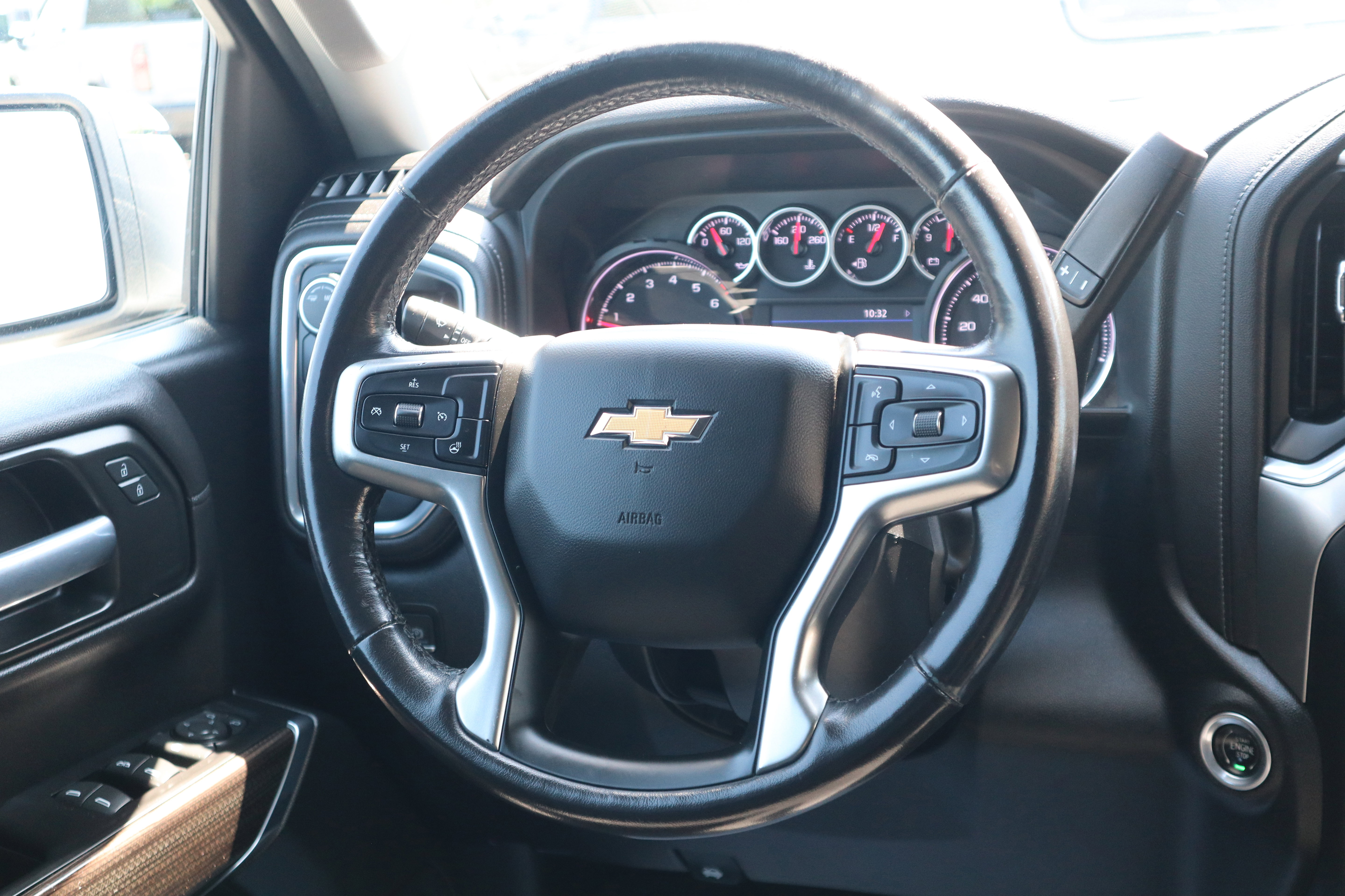 Used 2021 Chevrolet Silverado 1500 LT RWD image 15
