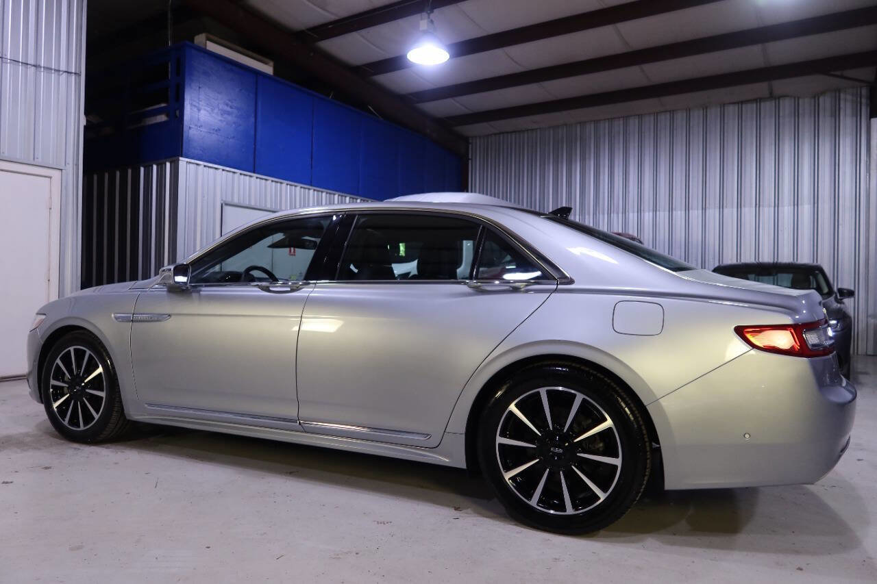 Used 2020 Lincoln Continental Reserve image 2
