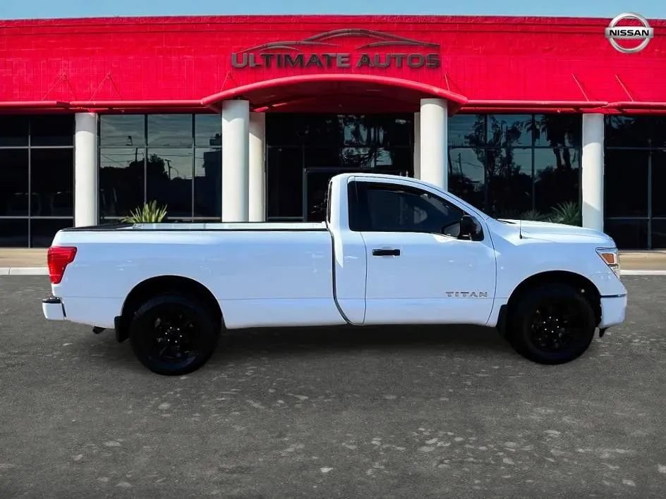 Used 2017 Nissan Titan S AWD/4WD image 5