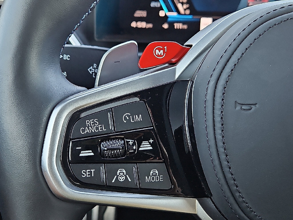 Used 2025 BMW M4 xDrive Competition AWD/4WD image 28