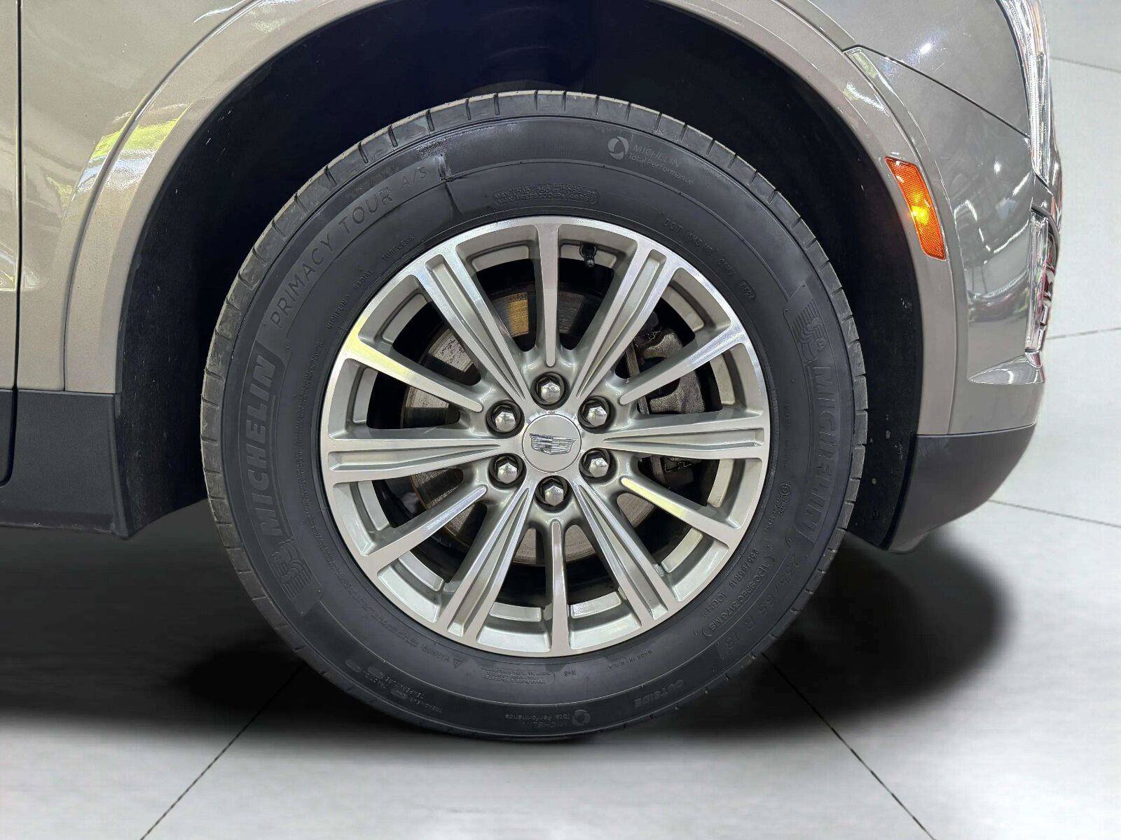 Used 2019 Cadillac XT5 Luxury AWD/4WD image 37